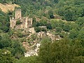 Belcastel (12) le chateau, le village