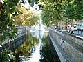 Nimes (30) quai du jardin de la Fontaine
